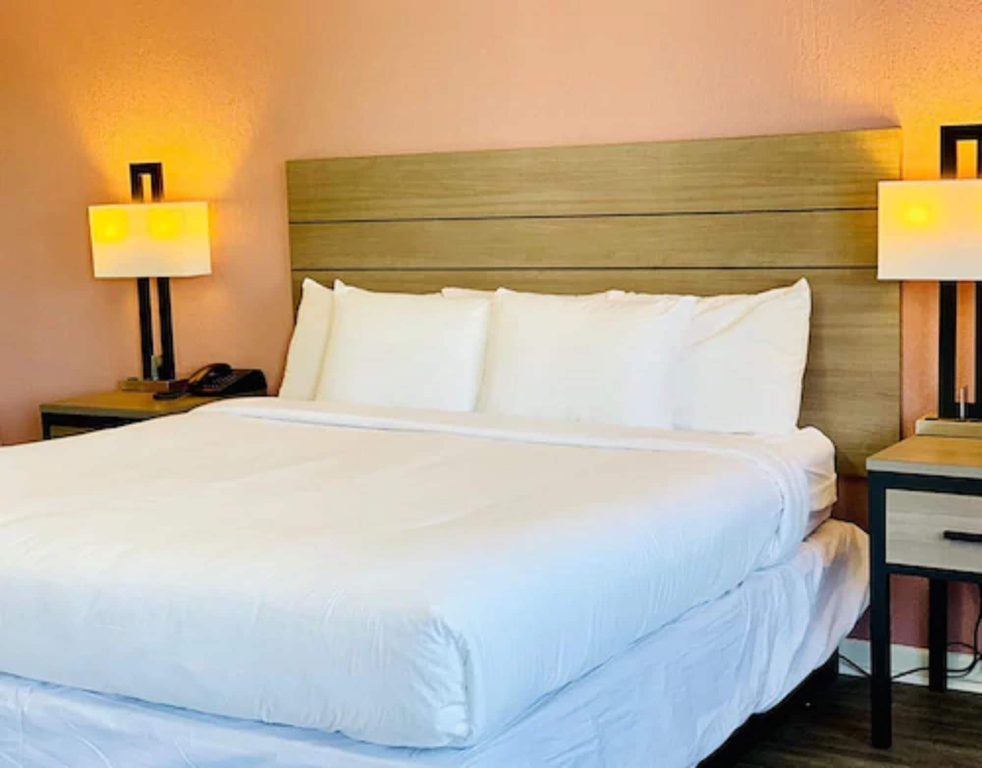 Econo Lodge Inn & Suites Abilene Ngoại thất bức ảnh
