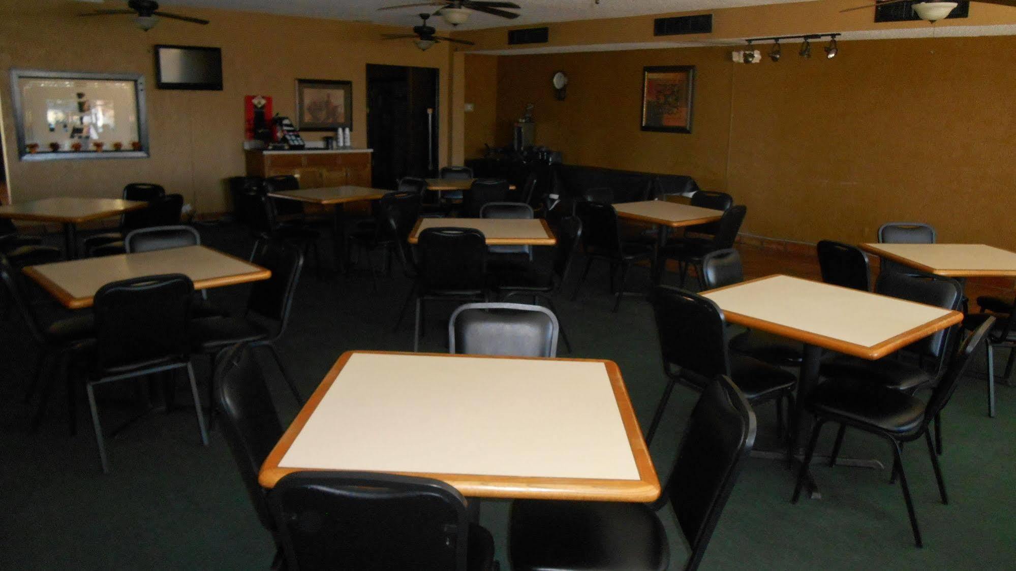 Econo Lodge Inn & Suites Abilene Ngoại thất bức ảnh